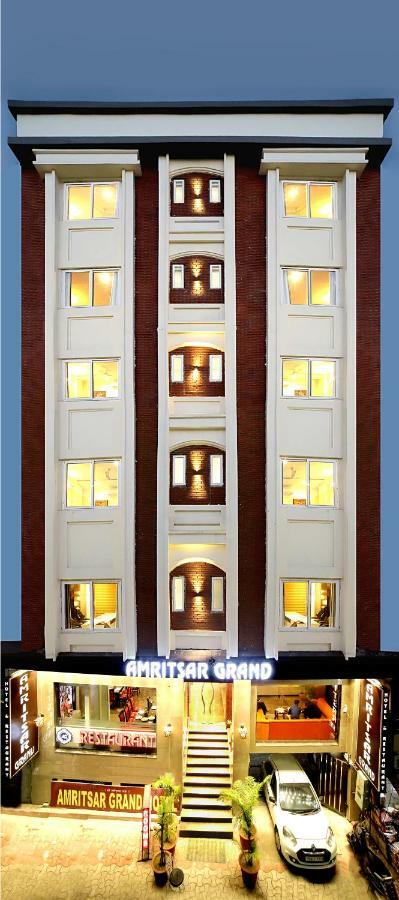 Amritsar Grand By Levelup Hotels 100 Meters From Golden Temple Exterior photo